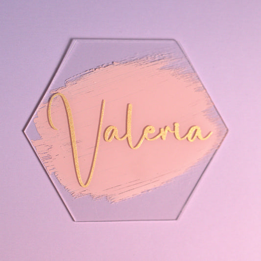 Personalisierte Hexagon Acryl Platzkarten – Handbemalt mit Metallic Vinyl – Élégance SchriftArt