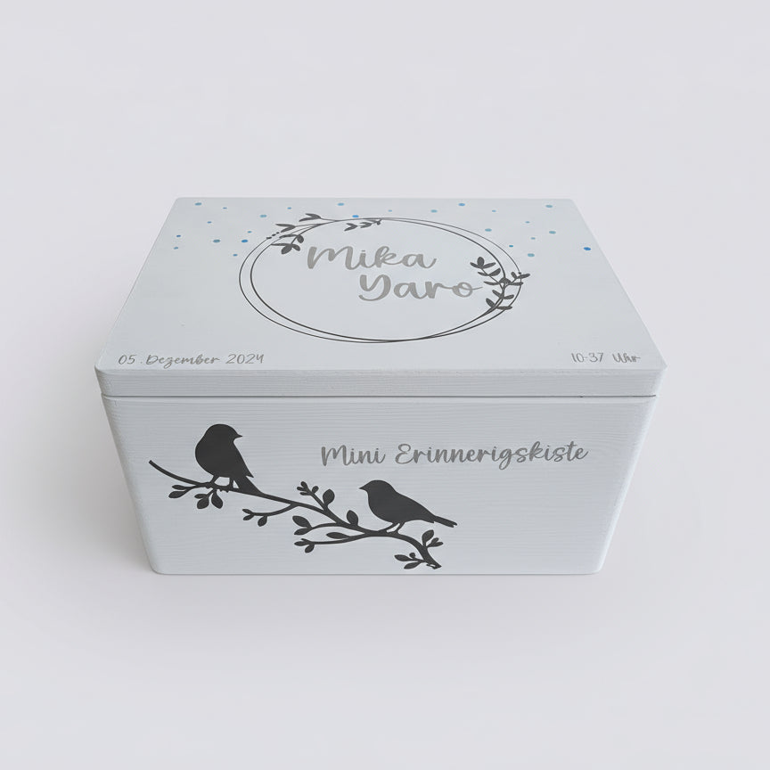 Personalisierte Erinnerungsbox aus Holz – Handbemalt & Mit Namen Veredelt | Geschenk für Geburt & Taufe | Élégance SchriftArt