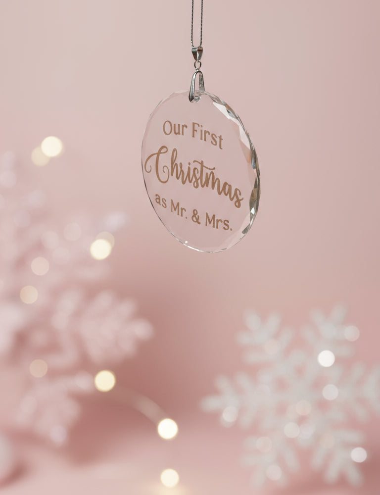 Kristallglas Weihnachtsanhänger Our First Christmas as Mr. and Mrs. in Silber und Gold Vinyl